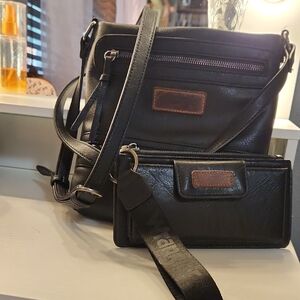 🎀Black Crossbody Bag and Wallet Set🎀